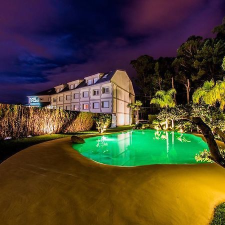 Hotel Dinajan Villanueva De Arosa Kültér fotó